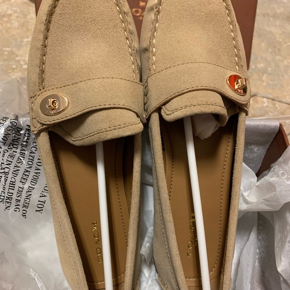 Coach Flash Suede leather flats loafers NIB - Picture 4 of 5
